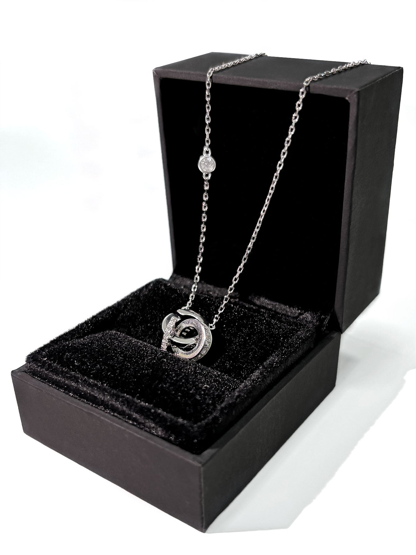LEIDAI A women's niche premium 925 sterling silver pendant necklace fashion trend elegant for daily commute dating wear - LEIDAI