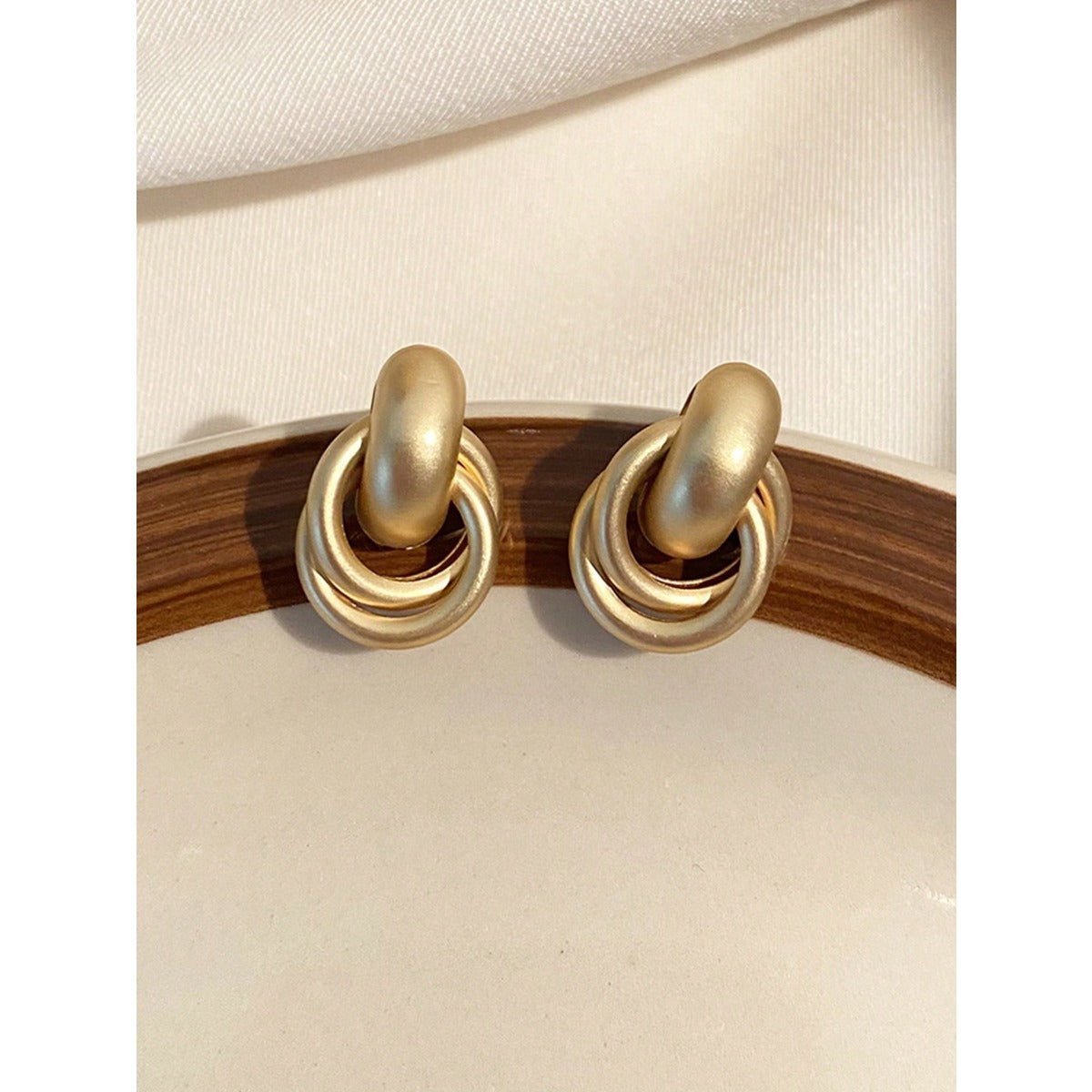 LEIDAI Chunky Gold Hoop Earrings for Women Earrings Lightweight Geometric patterns Hollow Open Hoops Hypoallergenic Gold Plated Earrings Fashion Jewelry - LEIDAI