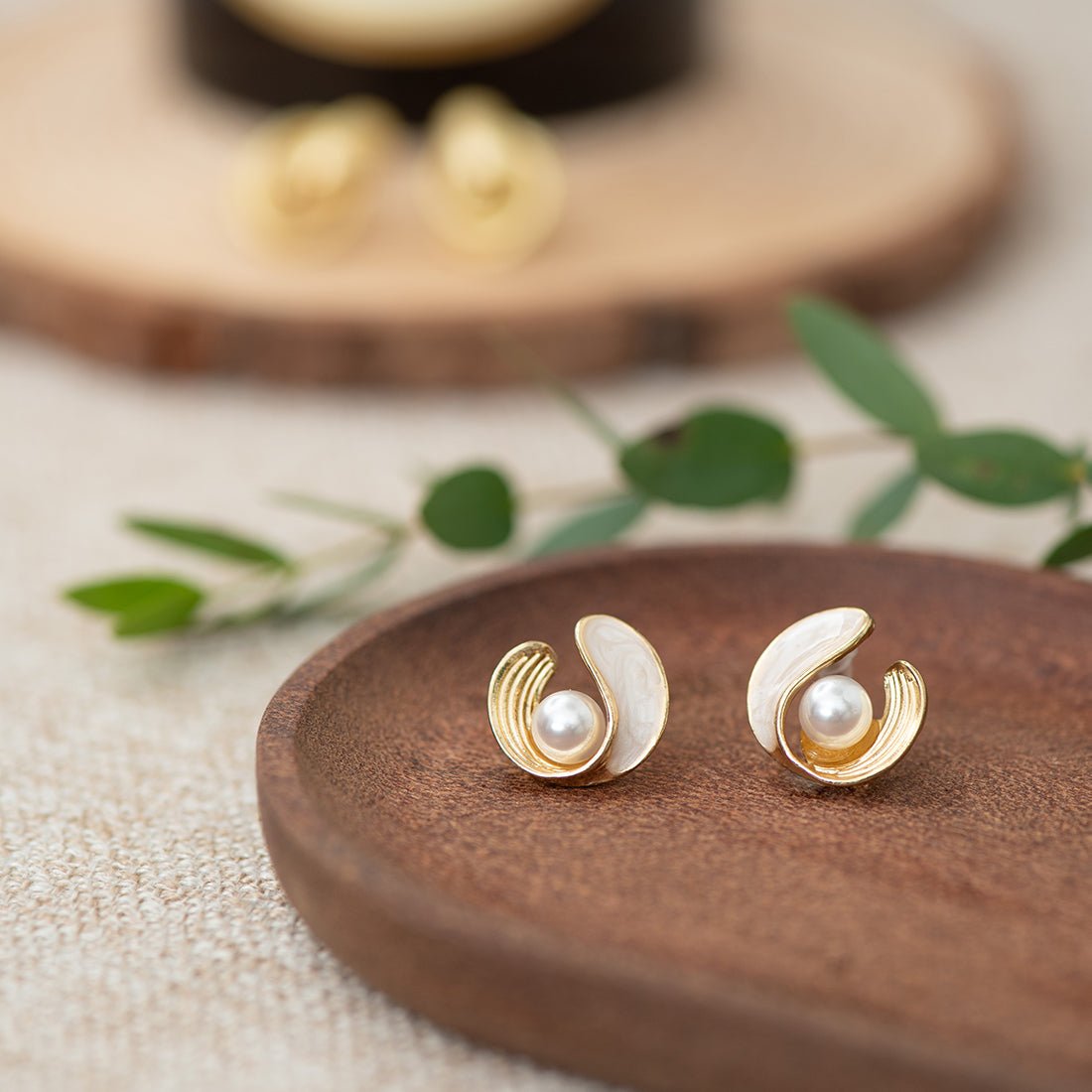 Retro pearl earrings 925 silver needle niche design earrings, high - end feel earrings for women in 2024, new trend - LEIDAI