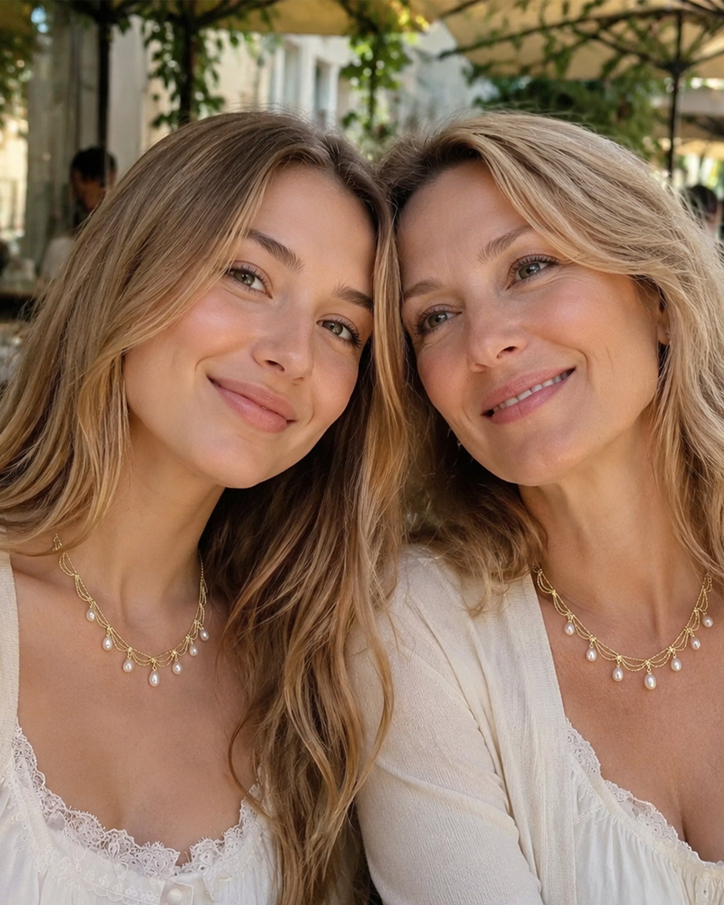 Elegant Draped Gold Chain & Teardrop Pearl Choker – Minimalist Victorian-Inspired Statement Necklace