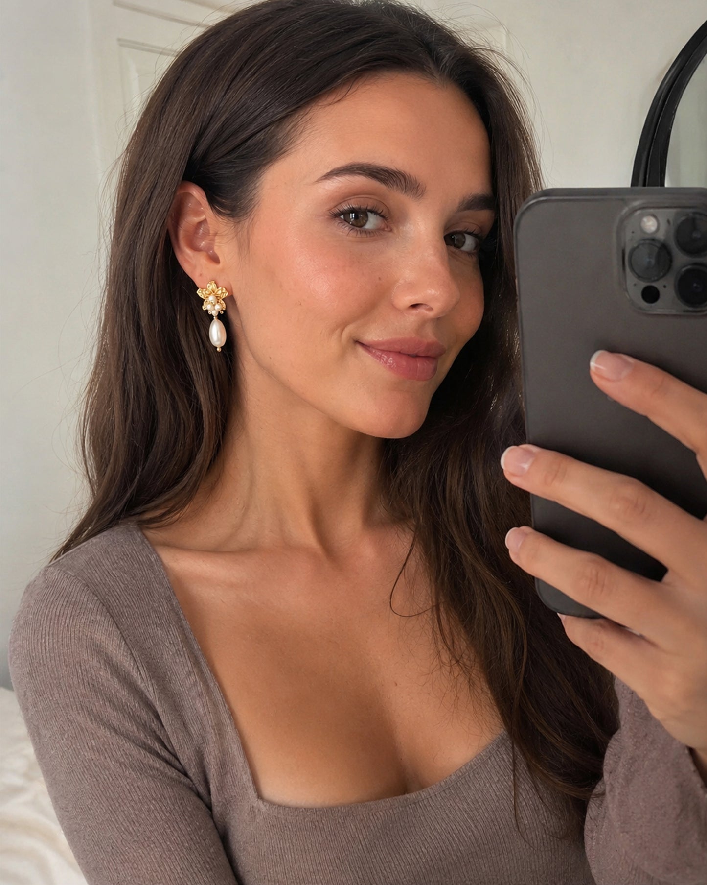 Elegant Golden Botanical Baroque Pearl Drop Earrings – Artisan Floral Design with Lustrous Freshwater Pearl Accents