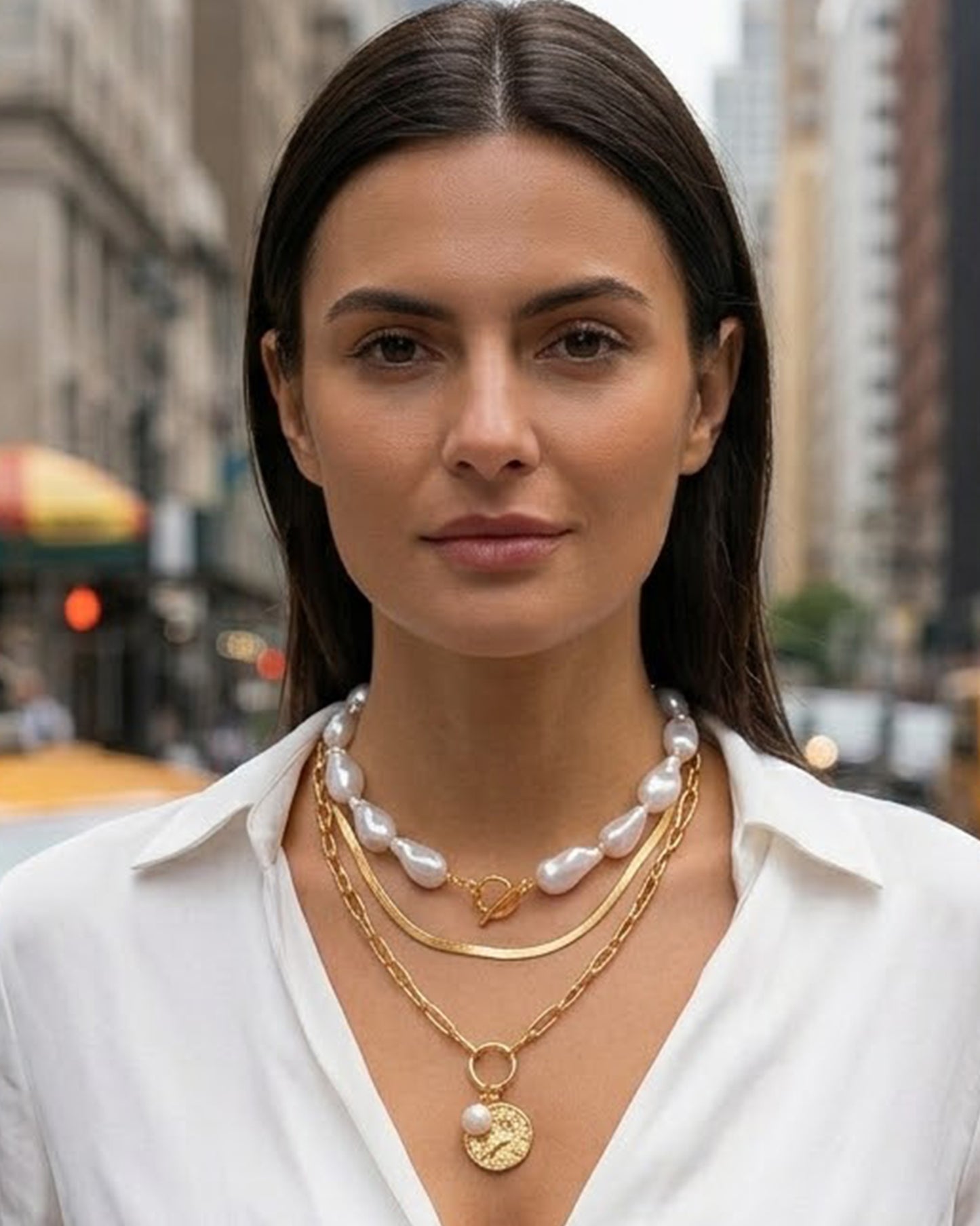Elegant Layered Pearl Necklace with Gold Pendant – Classic Chic Jewelry