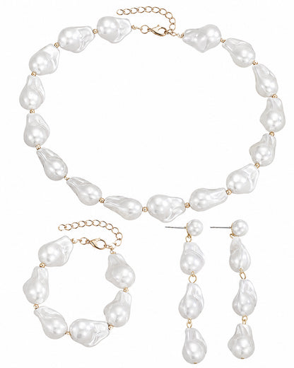 Elegant Baroque Pearl Necklace & Earrings Set – Modern Gold Accent Jewelry