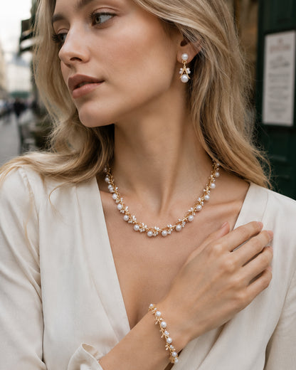 Elegant Pearl Vine Jewelry Set – Necklace, Bracelet & Earrings