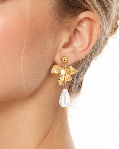 Gold Flower Teardrop Pearl Earrings | Thoughtful Gift for Girlfriend & Best Friend