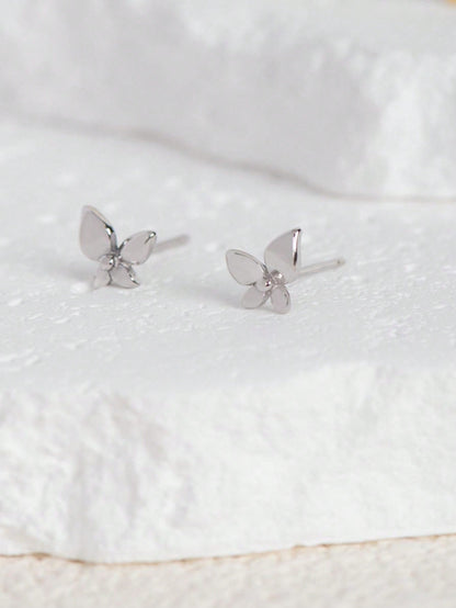 A pair of fashionable and light luxury silver flower - shaped stud earrings for ladies. Classic and suitable for daily commuting. - LEIDAI