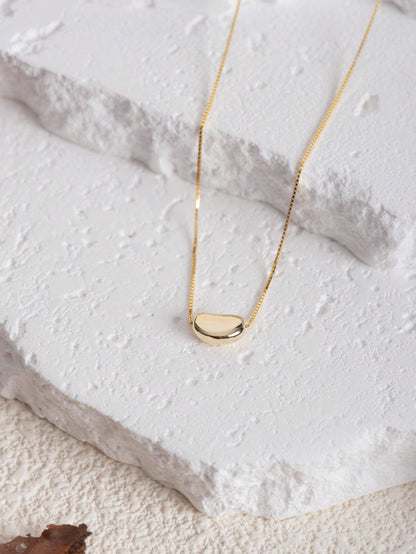 A women's retro light luxury S925 silver acacia bean clavicle necklace. Simple and elegant, suitable for commuting, dating and parties. - LEIDAI