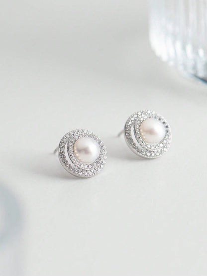 LEIDAI A pair of ladies' elegant vintage sterling silver round stud earrings are simple and stylish for commuting dates - LEIDAI