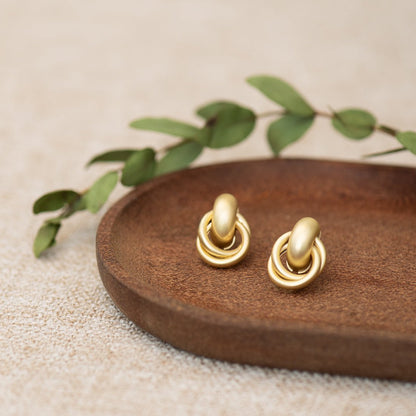 LEIDAI Chunky Gold Hoop Earrings for Women Earrings Lightweight Geometric patterns Hollow Open Hoops Hypoallergenic Gold Plated Earrings Fashion Jewelry - LEIDAI